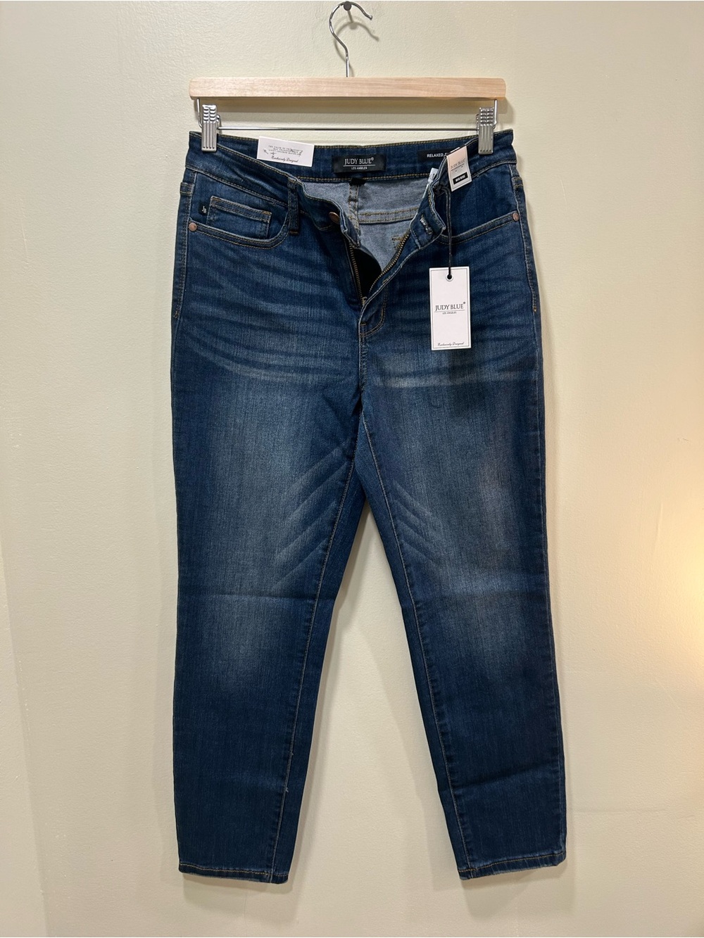 Judy Blue Mid Rise Relaxed Fit Jeans